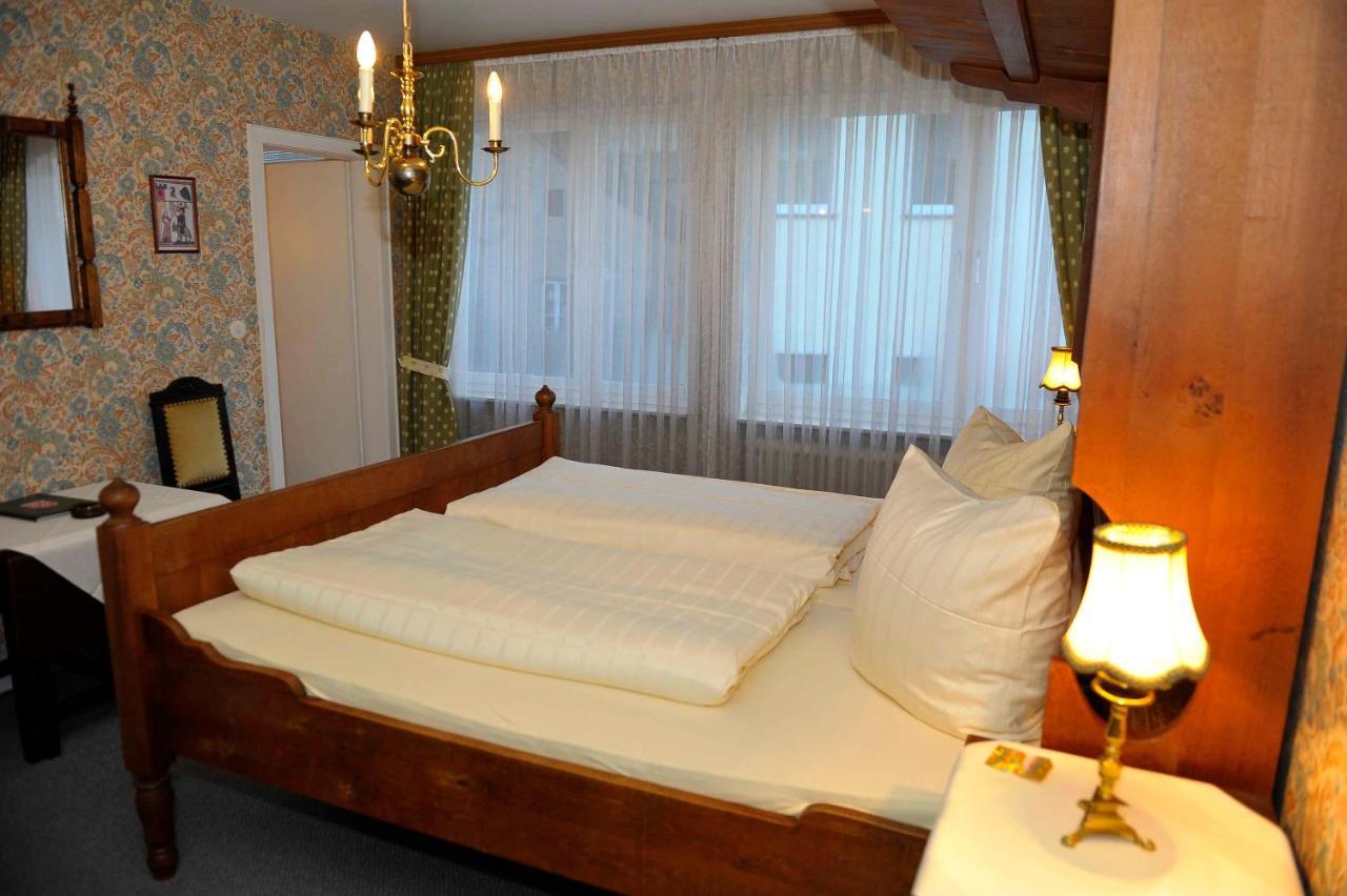 Alte Thorschenke Hotel Cochem Eksteriør billede